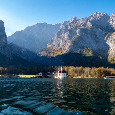 Chinese tourists love taking pictures of the  Königssee